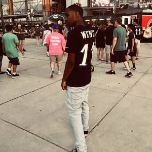 Meet your Posher, Stevie